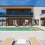 Quinta By Briskva Villa