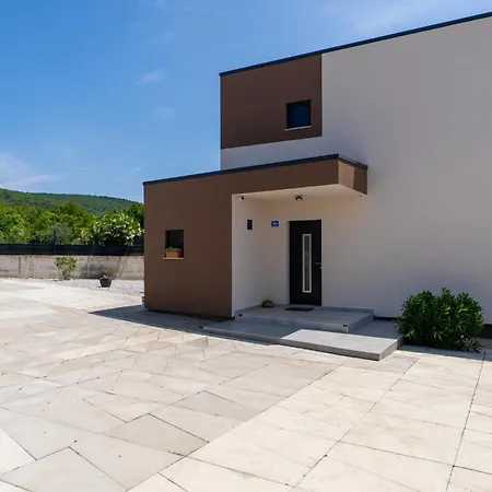 Quinta By Briskva Villa Ubasico